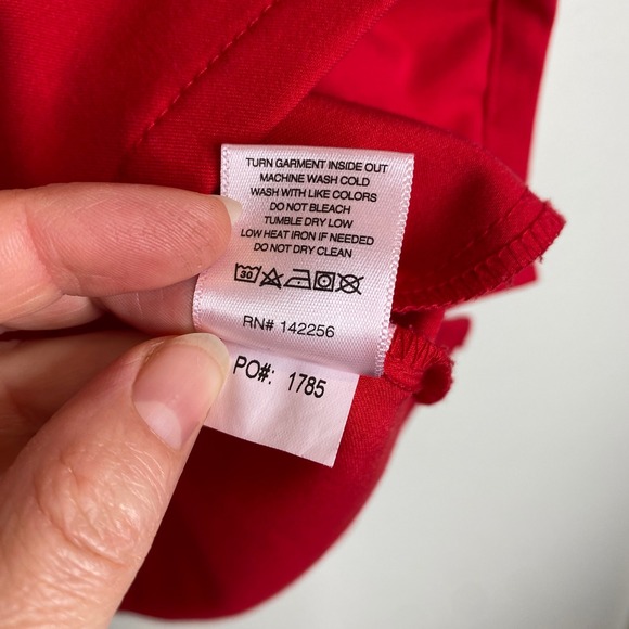 FIGS Technical Collection XS Red Scrub Top Medical Nursing Healthcare Uniform - Picture 4 of 5